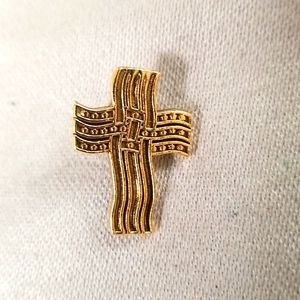 Religious Wavy CROSS lapel pin Vintage